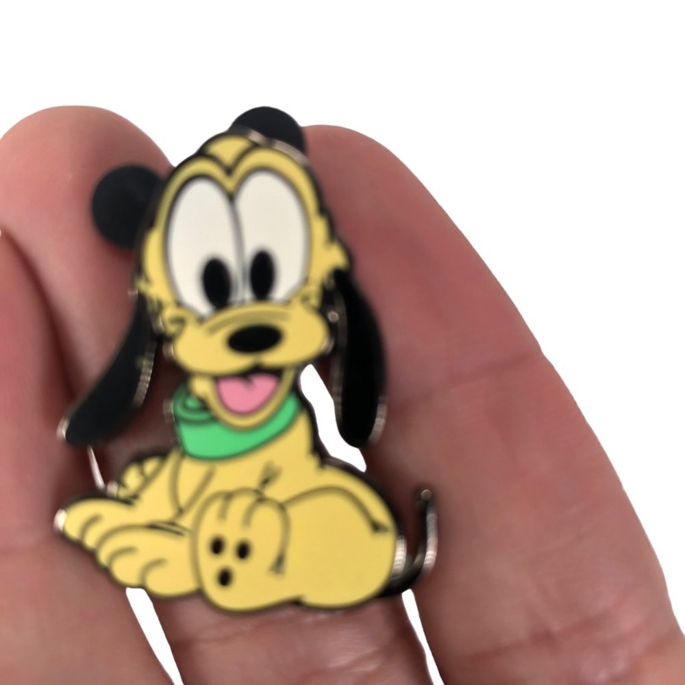 Baby Pluto Puppy Sitting Green Collar Lapel Pin Dog Disney Disneyland Trading